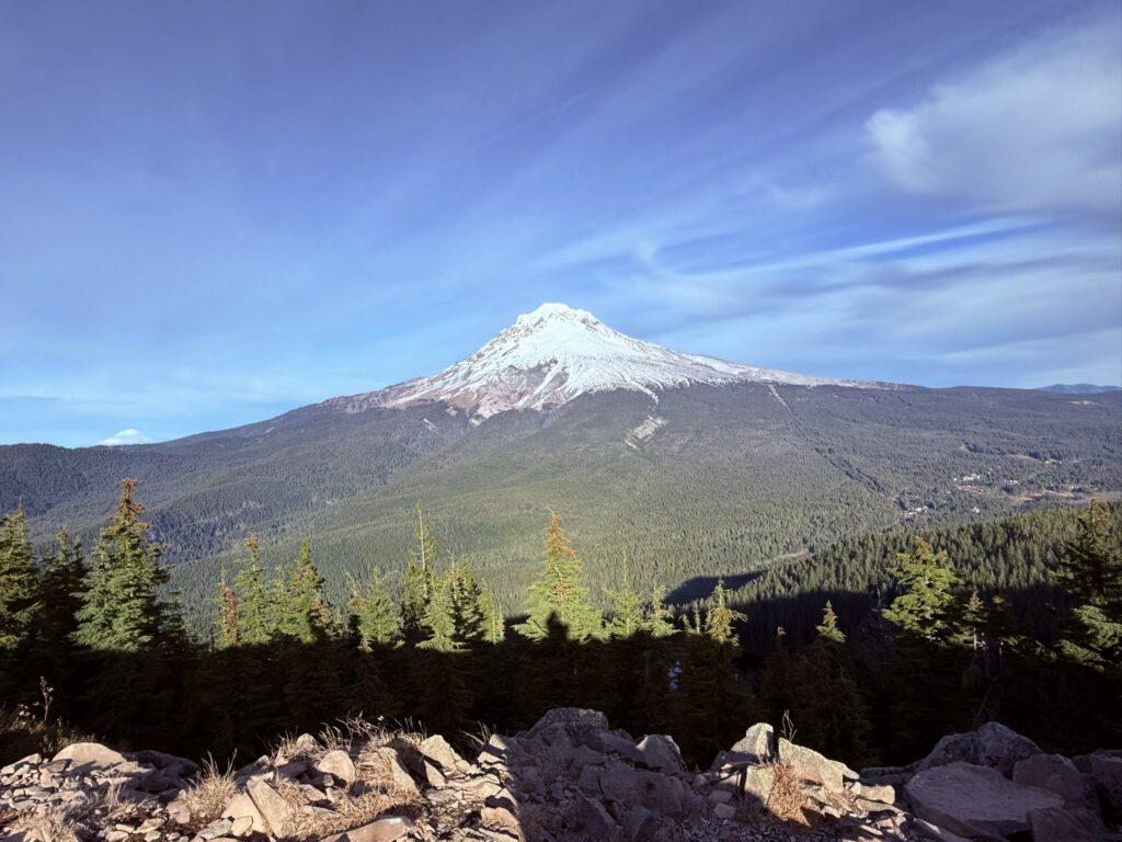 mountain in pacific northwest of america
